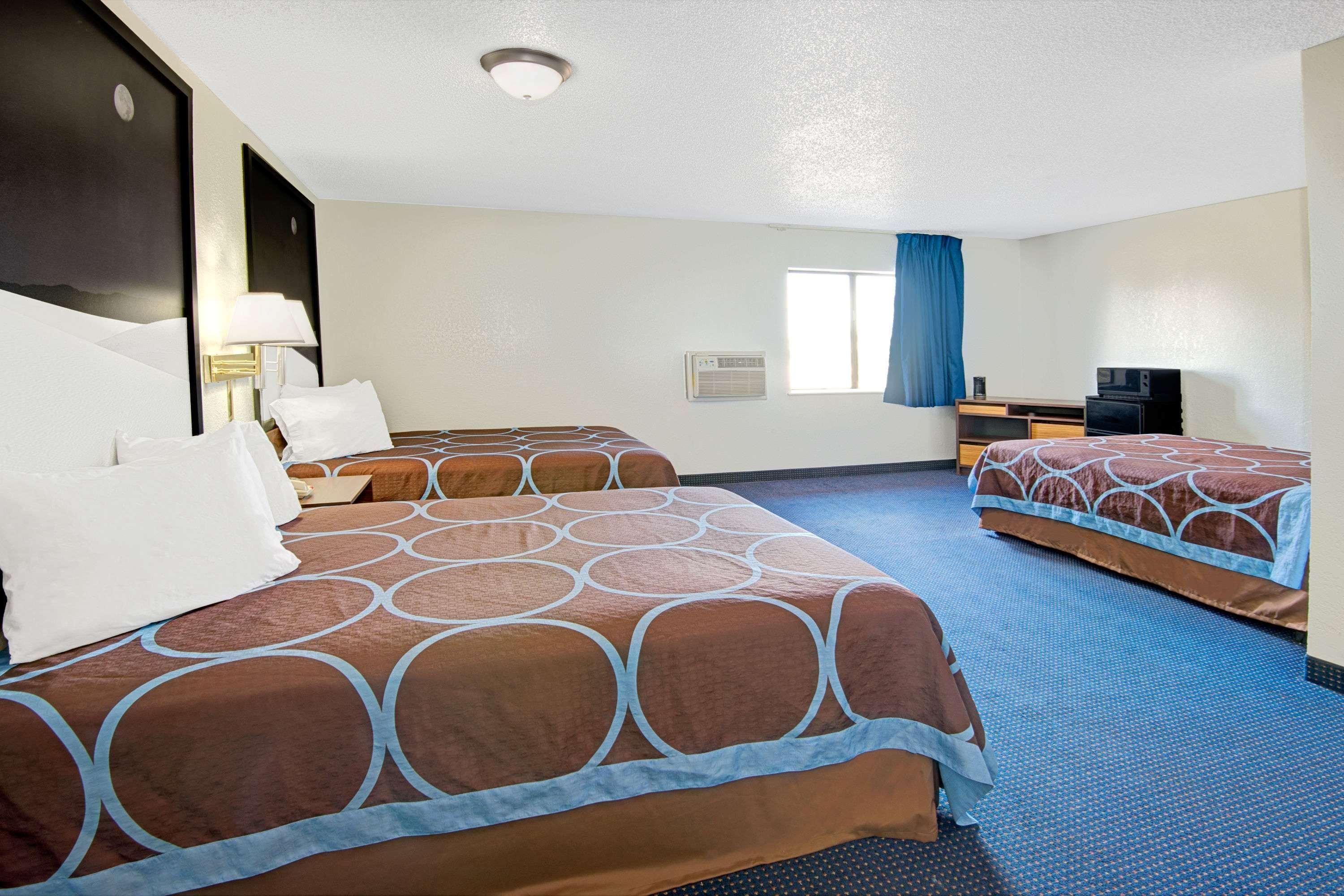 Super 8 By Wyndham Las Cruces University Area Екстер'єр фото
