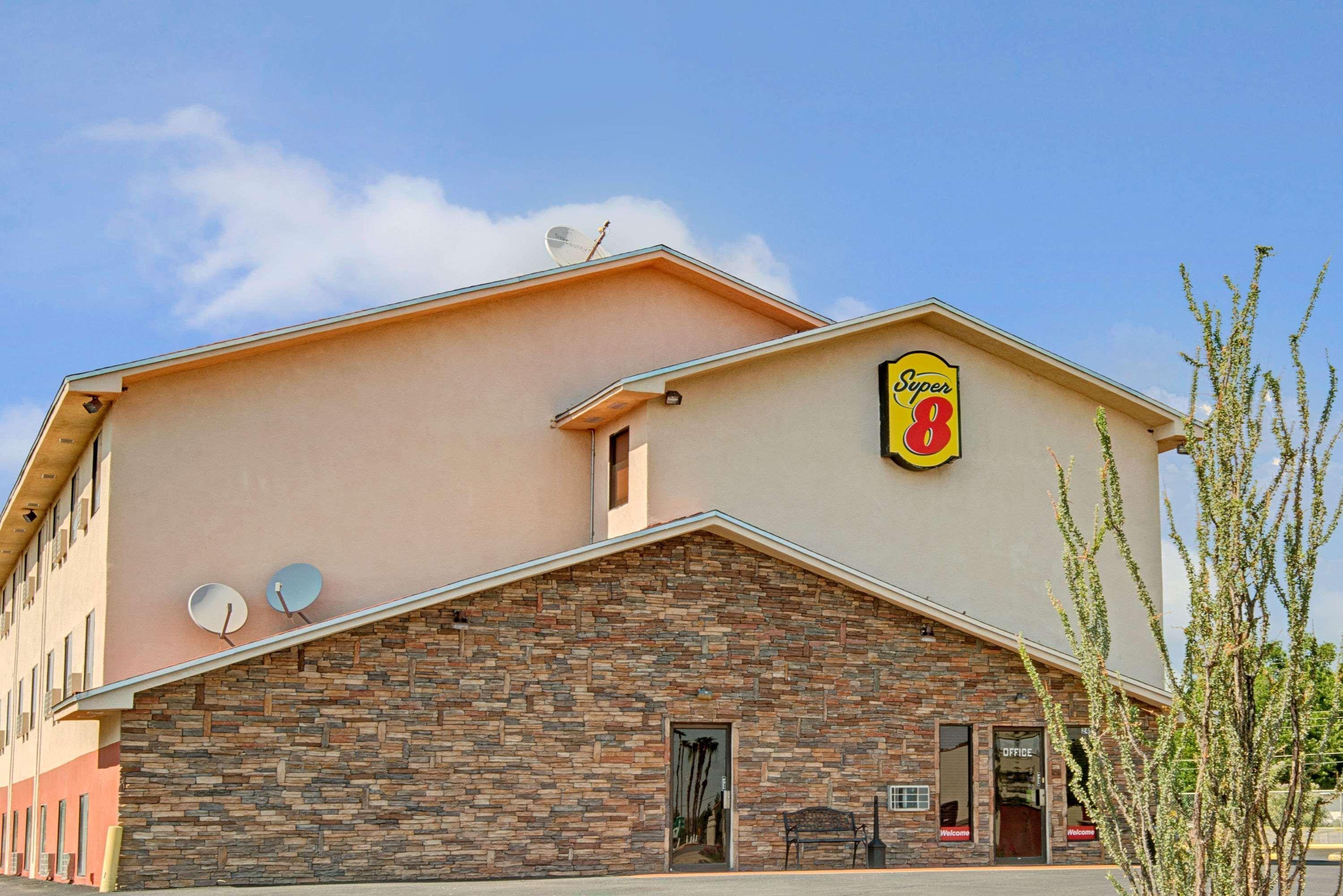 Super 8 By Wyndham Las Cruces University Area Екстер'єр фото