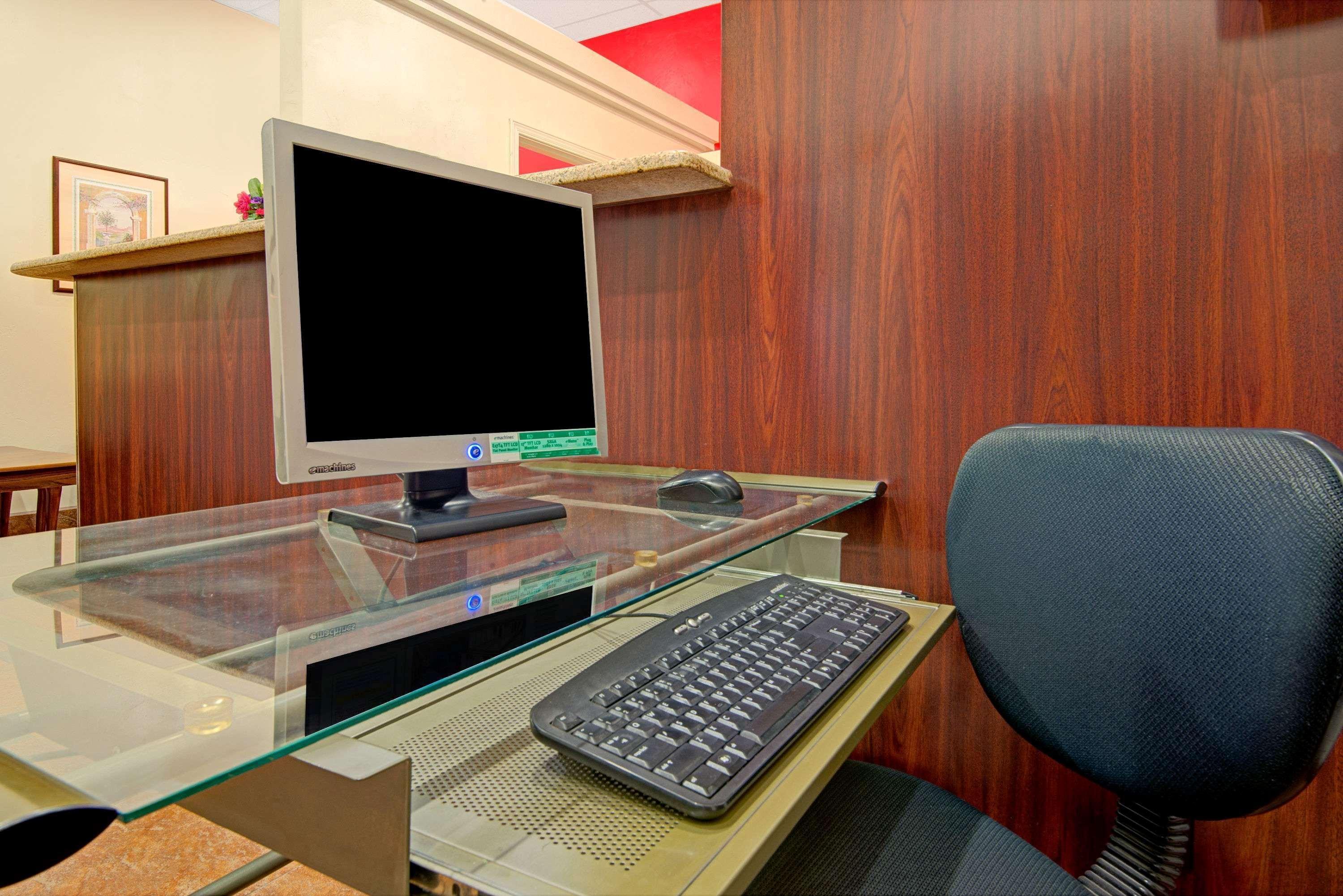 Super 8 By Wyndham Las Cruces University Area Екстер'єр фото